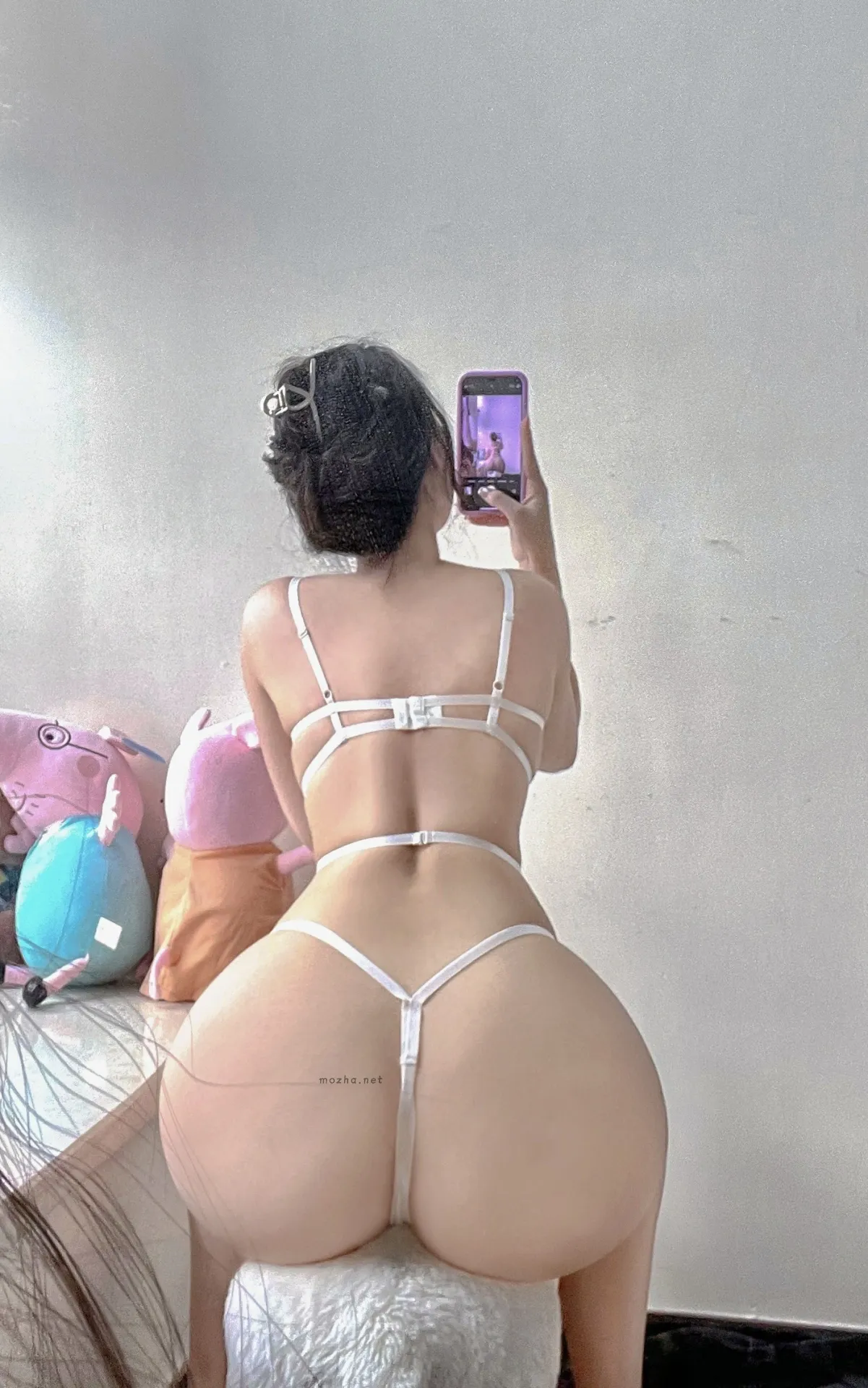 艾拉·isla – 花花白内衣【16P】